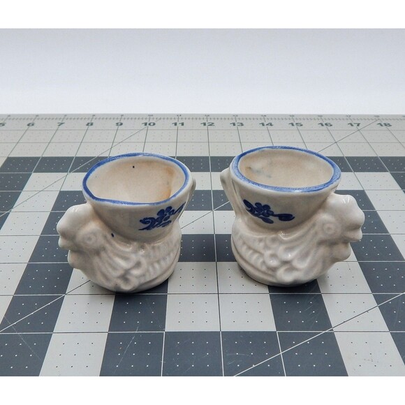 Pfaltzgraff Yorktowne Egg Cups Chicken Hen Stoneware Blue Scroll Set of 2 - Picture 2 of 8